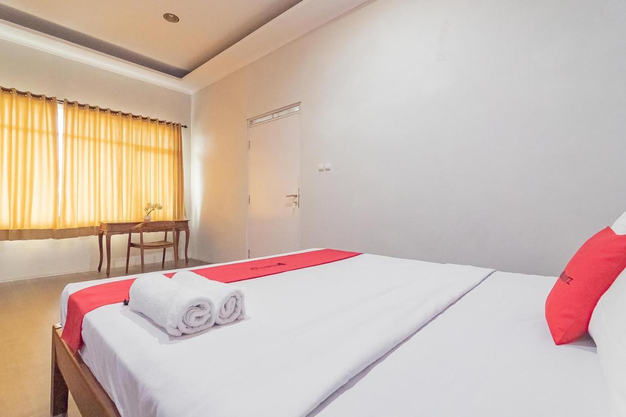 Reddoorz Resort Syariah Near D'Castello Ciater Subang Exterior foto