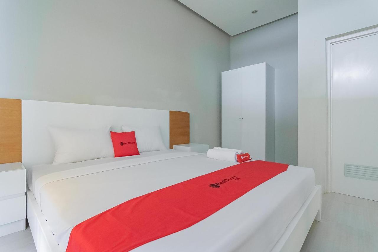 Reddoorz Resort Syariah Near D'Castello Ciater Subang Exterior foto