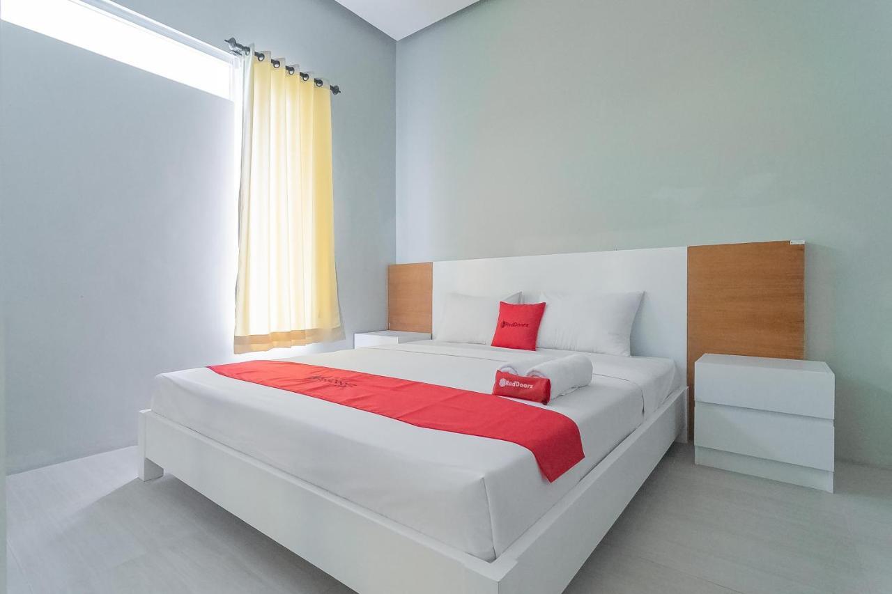 Reddoorz Resort Syariah Near D'Castello Ciater Subang Exterior foto